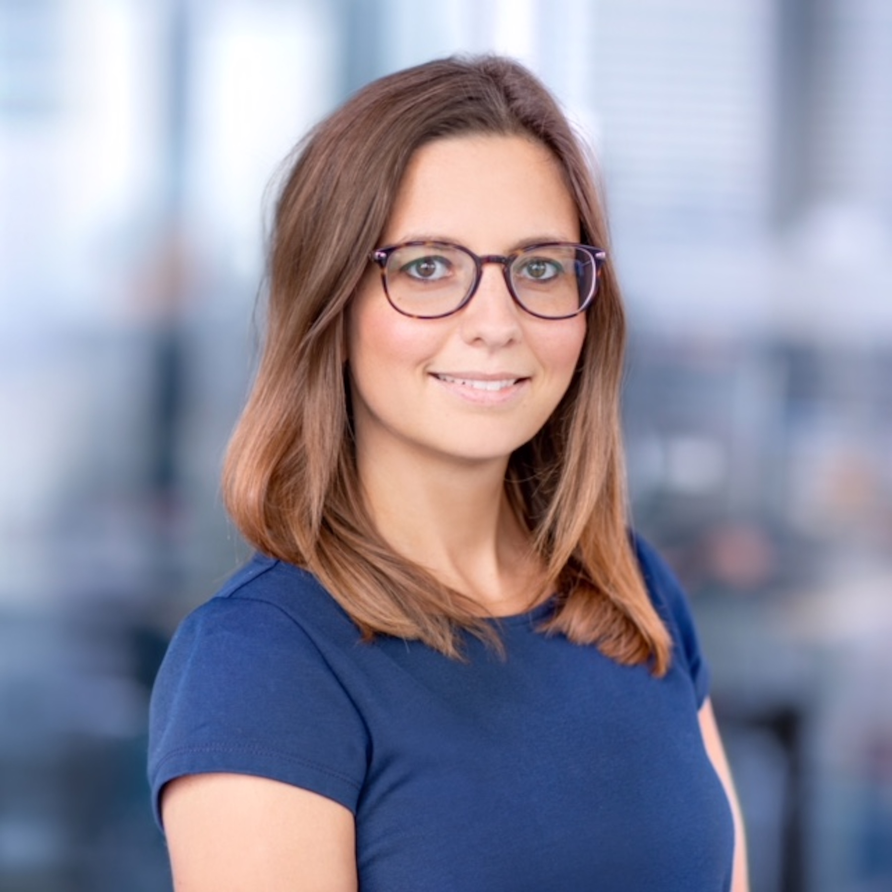 https://www.isosupport.pl/wp-content/uploads/2021/01/Julia_zdjecie_CV-kopia.jpg